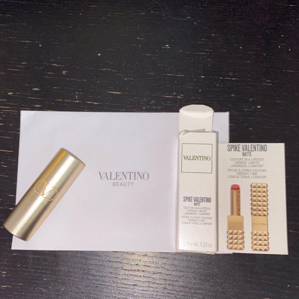 Valentino Spike Matte Lipstick in Couture in the Streets 134R